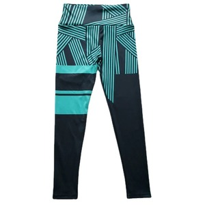 2023 dames vêtements de sport grande taille sans couture Yoga Leggings élastique décontracté jeunes filles rayure impression numérique pantalon serré pour la salle de sport - Product Image 6