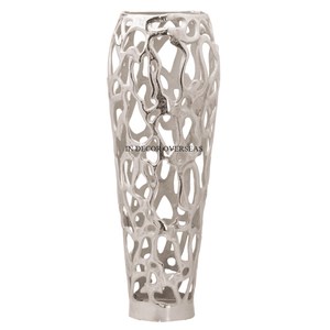 Vase à fleurs vintage rustique en aluminium moulé plaqué or pour décoration de la maison, accessoires d'inspiration design de meilleure qualité - Product Image 6