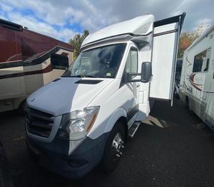 Renegade Villagio 25QRS d'occasion 2016 prêt à être acheté - Product Image 6