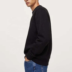 Sweat-shirt noir à col rond pour homme, coupe classique, couleur unie, en coton tricoté, pull décontracté pour l'automne 2026 - Product Image 4