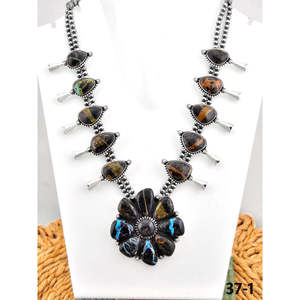 Collier en forme de fleur en turquoise et argent sterling de style sud-ouest - Product Image 2