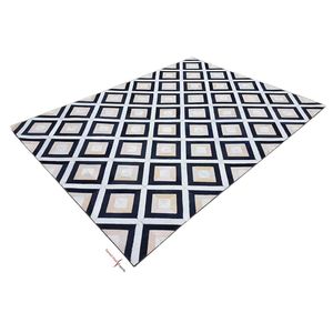 Tapis en cuir de vachette véritable 100% avec cheveux cousus sur peau de vache naturelle Tapis brodé pour une décoration intérieure élégante à vendre - Product Image 3