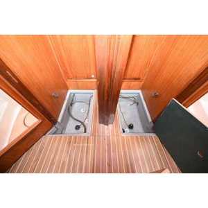 Alfa 51 Cabin Cruisers Año Modelo 2002/2004 Motor de 100 CV - Product Image 1