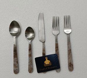 Ensemble de couverts de qualité supérieure en acier inoxydable et poignée en résine pour ustensiles de cuisine vaisselle maison hôtel ensemble de couverts - Product Image 5