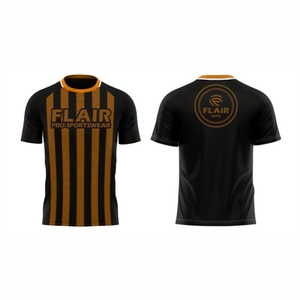 Kits de football rétro conçus sur mesure Uniformes de maillot de football de haute qualité pour hommes et enfants Ensembles de hauts à la mode avec service OEM - Product Image 5