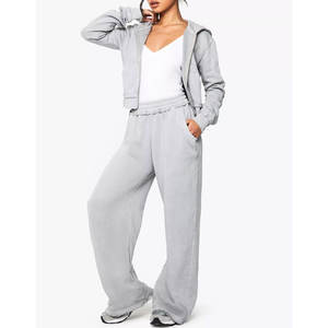 Pantalon de survêtement en coton pour femme avec logo personnalisé, jambe large ample, style avant plat pour l'hiver - Product Image 1