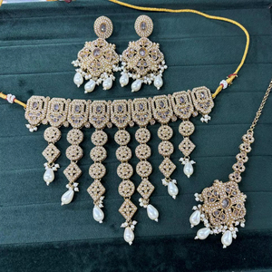 El último collar étnico, conjunto de pendientes de araña, nueva sombra chapada con piedras de circón, Material de aleación de Zinc, forma de campana para bodas - Product Image 1