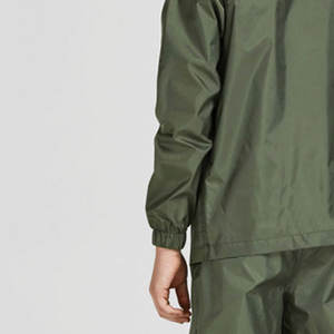 Chándal cortavientos OEM ODM, conjunto de chaqueta y pantalones estampados con logotipo personalizado, ropa deportiva ligera resistente al agua para escuelas - Product Image 6