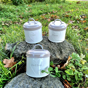 Tarro de almacenamiento de alimentos de metal pintado a mano personalizable con diseño artístico ideal para cocinas elegantes y exhibiciones decorativas únicas - Product Image 1