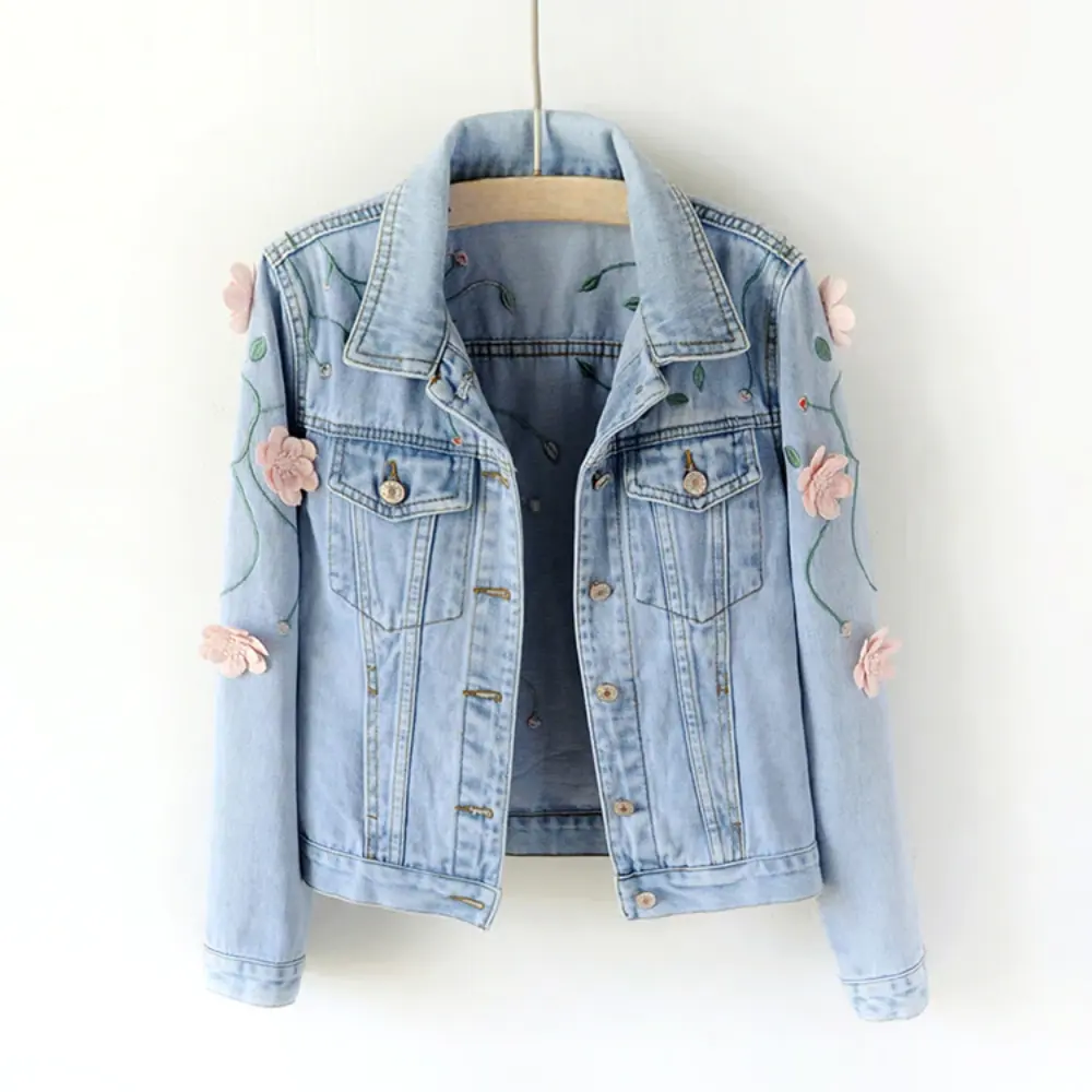 New Design Streetwear Blue Light Color Best Material Affordable Price With 2 Chest Pockets Women Denim Jacket