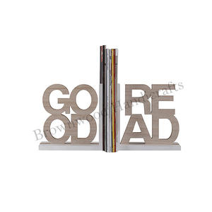 Fabricante y exportador a granel de estante de soporte de libro de madera con alfabeto hecho a mano de madera personalizado para organizar libros - Product Image 6