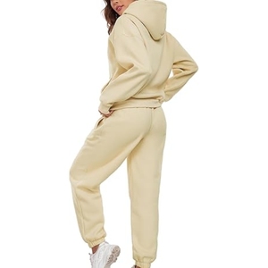 Ensemble de survêtement pour femmes, pantalon de survêtement à capuche imprimé slim fit grande taille et sweat à capuche en velours, vêtements de sport d'hiver - Product Image 2