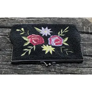 Pochette de soirée en perles de créateur pour les tenues de mariée et les célébrations festives, pochette de soirée en verre à paillettes durable et portable - Product Image 5