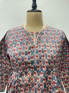 Débardeurs courts en coton style bohème floral faits à la main, séchage rapide, pour femme, été, avec volants et logo frontal - Product Image 3