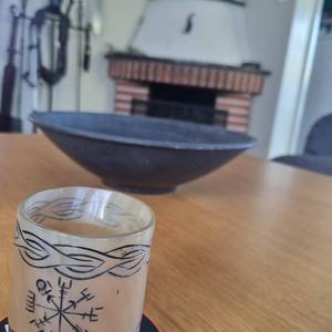 Jarra Vikinga para Beber, Cuerno de Búfalo Original Tallado, Forma Natural Pulida, Ecológica, Auténtica Jarra Vikinga para Beber - Product Image 2