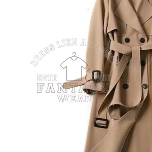 FANTASY WEAR OEM 2026 Chaqueta de Plumón Premium y Elegante para Mujer, Nueva Colección de Invierno, Largo Medio, con Cuello de Piel, Cintura Ajustada y Logotipo Personalizado - Product Image 3