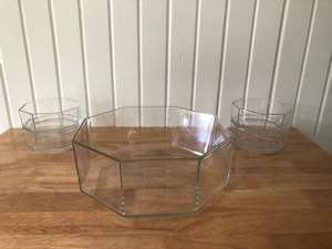 Tazón hecho a mano moderno con acabado texturizado a mano utilizado para servir frutas Decoración de mesa - Product Image 2