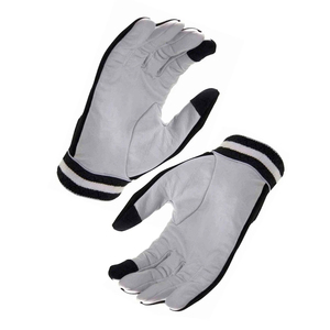 Nouvelle conception Gants de football américain Confortables Respirants Polyester durable Antidérapant Personnalisable Haute demande Tendance - Product Image 5