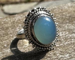 Bague de réglage de lunette ovale classique en argent sterling 925 avec pierre précieuse de calcédoine bleue pour cadeau d'anniversaire de mariage de fiançailles - Product Image 1