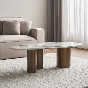 Elegante Mesa cilíndrica redonda de oro hecha a mano para salas de estar, dormitorios y esquinas decorativas con atractivo atemporal - Product Image 1