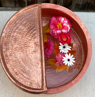 Bol de repose-pieds en cuivre de créateur Bol en cuivre martelé Massage des pieds Spa Pédicure Utiliser un bol de repos en cuivre