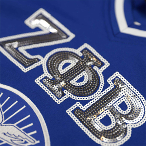 Camiseta de Fútbol ZPB Negra y Azul Rey 100% Poliéster Camiseta Zeta Phi Beta con Logotipos y Escudo Bordados Cuello en V - Product Image 5