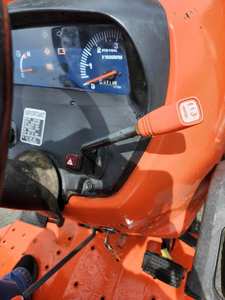 Tractor MX4700F 2010, Robusto, Fiable y Diseñado para el Trabajo Pesado - Product Image 2