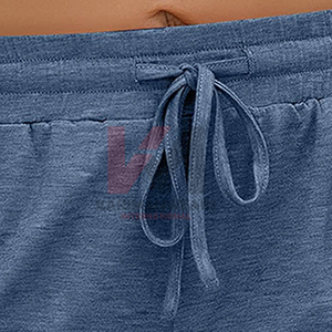 กางเกงขาสั้นโยคะผู้หญิงเอวกลางแบบมีตะเข็บ |   กางเกงขาสั้นออกกำลังกายยกกระชับสะโพก |   ยืดหยุ่นเพื่อการระบายอากาศที่ดี - Product Image 3