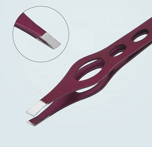 Pinzas de precisión para cejas, adecuadas para entornos profesionales de belleza, pinzas de acero inoxidable para el cuidado personal, diseñadas para uso a largo plazo. - Product Image 6
