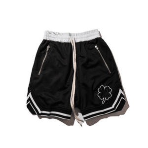 Short en molleton personnalisé pour hommes-Short de sport doux, respirant, confortable et décontracté avec ceinture réglable et poches - Product Image 2