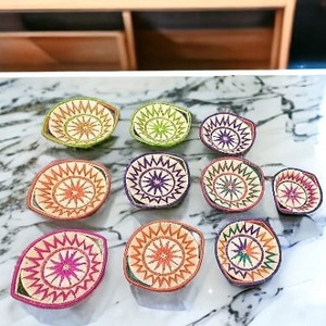 Offres Spéciales en vrac de qualité supérieure en bambou tenture murale pour la décoration intérieure Unique décor à la maison en boîte cadeaux de pendaison de crémaillère nouveau modèle - Product Image 2