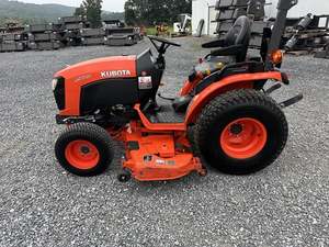 2016 para KUBOTA B2301HSD Tractor usado - Product Image 4