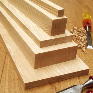 Compre madera de Fresno hoy, experimente madera de calidad premium perfecta para muebles de construcción y más entrega rápida disponible - Product Image 1
