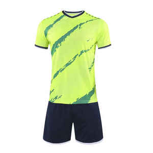 Maillot en maille à séchage rapide personnalisé pour hommes vêtements de sport pour enfants ensemble d'uniformes de football vêtements de football pour l'équipe par sublimation personnalisée - Product Image 5