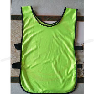 Chalecos de Entrenamiento Personalizados Baratos, Baberos de fútbol numerados para deportes de fútbol con logotipo personalizado - Product Image 6