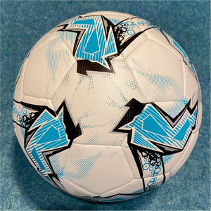 Balón de fútbol Extreme PU tamaño 5 multicolor impreso partido profesional y entrenamiento fútbol agarre duradero y rendimiento Premium - Product Image 4