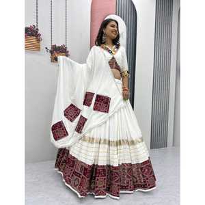 Lanzamiento de Nuevos Lehengas Choli Dupatta Modernos y Festivos para la Fiesta de Diwali, en Algodón Puro con Espejos Reales y Trabajo Artesanal, Zain Exports para Todas las Temporadas - Product Image 1