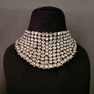 Conjunto de collar de moissanita Kundan de alta calidad con acabado dorado para mujer, perfecto para bodas, eventos festivos, conjunto de lujo para fiestas - Product Image 3