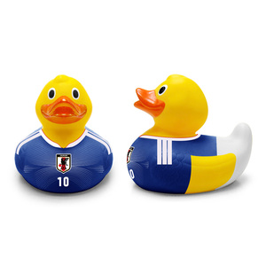 Canard en caoutchouc de footballeur allemand, modèle Coupe du Monde de football - Product Image 5
