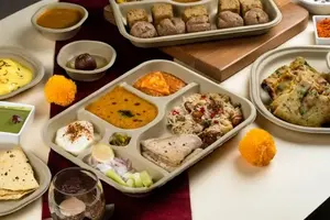 Assiettes jetables de canne à sucre blanche biodégradable 5 CP de qualité supérieure pour anniversaire à emporter - Product Image 6