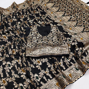 ส่าหรีในสุริยสาริสคอสดจากหุบเขาดอกไม้ - Product Image 3