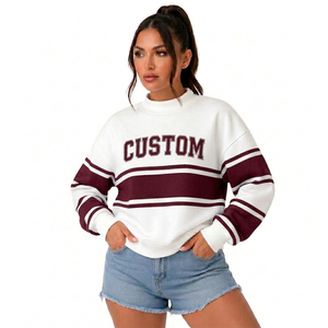 Sudadera Oversize de Cuello Alto a Rayas Blancas y Granate Personalizada para Mujer con Hombros Caídos, Estilo Trackstar, OEM, Marca Privada - Product Image 1