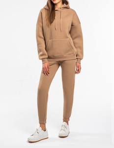 Venta al por mayor de ropa de moda de Invierno para mujer respetuoso con el medio ambiente Sudadera con capucha Casual deportes al aire libre de algodón suave Slim Fit chándal conjunto - Product Image 4