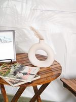 Vas Keramik Putih Klasik Vas Keramik Skulptural Vas Keramik Dekoratif untuk Rumah Modern dari KERAJINAN TANGAN