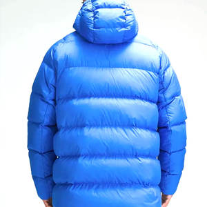 Chaqueta acolchada de cuello alto para hombre, abrigo exterior cálido de invierno con logotipo personalizado, ajuste holgado y diseño acolchado - Product Image 3