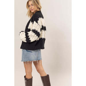 HYFVE Cardigan décontracté à rayures festonnées, ouvert sur le devant, à manches longues - Product Image 2