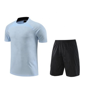 Logo personnalisé en polyester uniforme de football pour hommes sublimation de bonne qualité vêtements de sport maillot de football pour hommes et femmes - Product Image 4