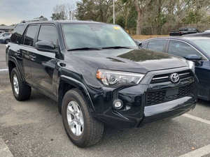 สภาพดีเยี่ยม รถมือสอง โตโยต้า 4Runner SR5 ปี 2024 - Product Image 3