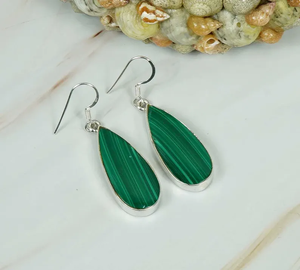 Pendientes colgantes de malaquita verde hechos a mano, joyería de piedras preciosas en forma de pera de Plata de Ley 925, regalo de cumpleaños Ideal para ella, venta al por mayor - Product Image 1