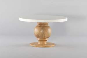 Support à gâteau en marbre blanc de luxe au design tendance et nouveau pour la mise en scène de table de haute qualité, offrant une présentation de desserts - Product Image 5